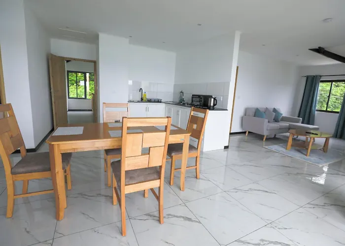 Jolie View Self Catering Apartments