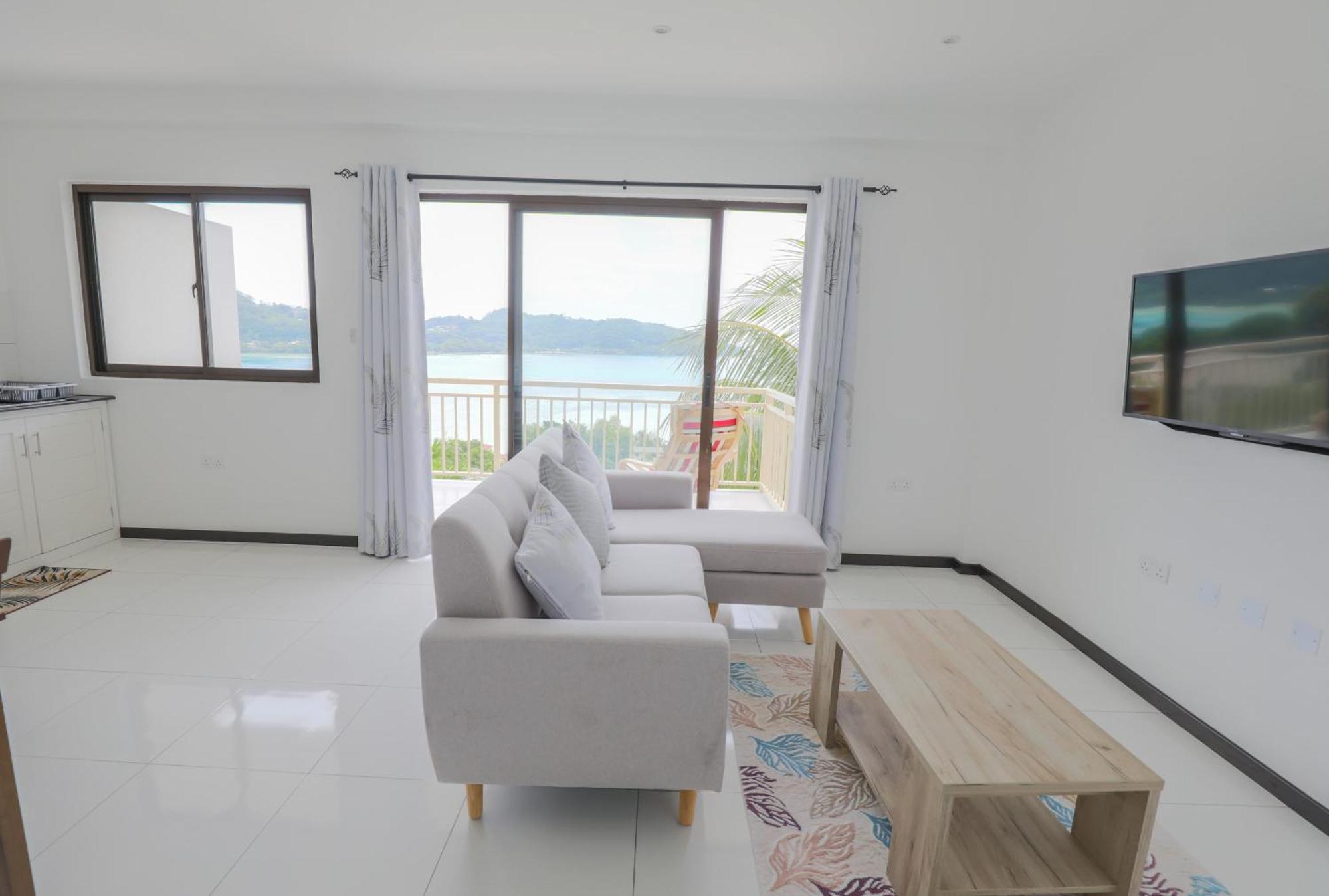 Jolie View Self Catering *