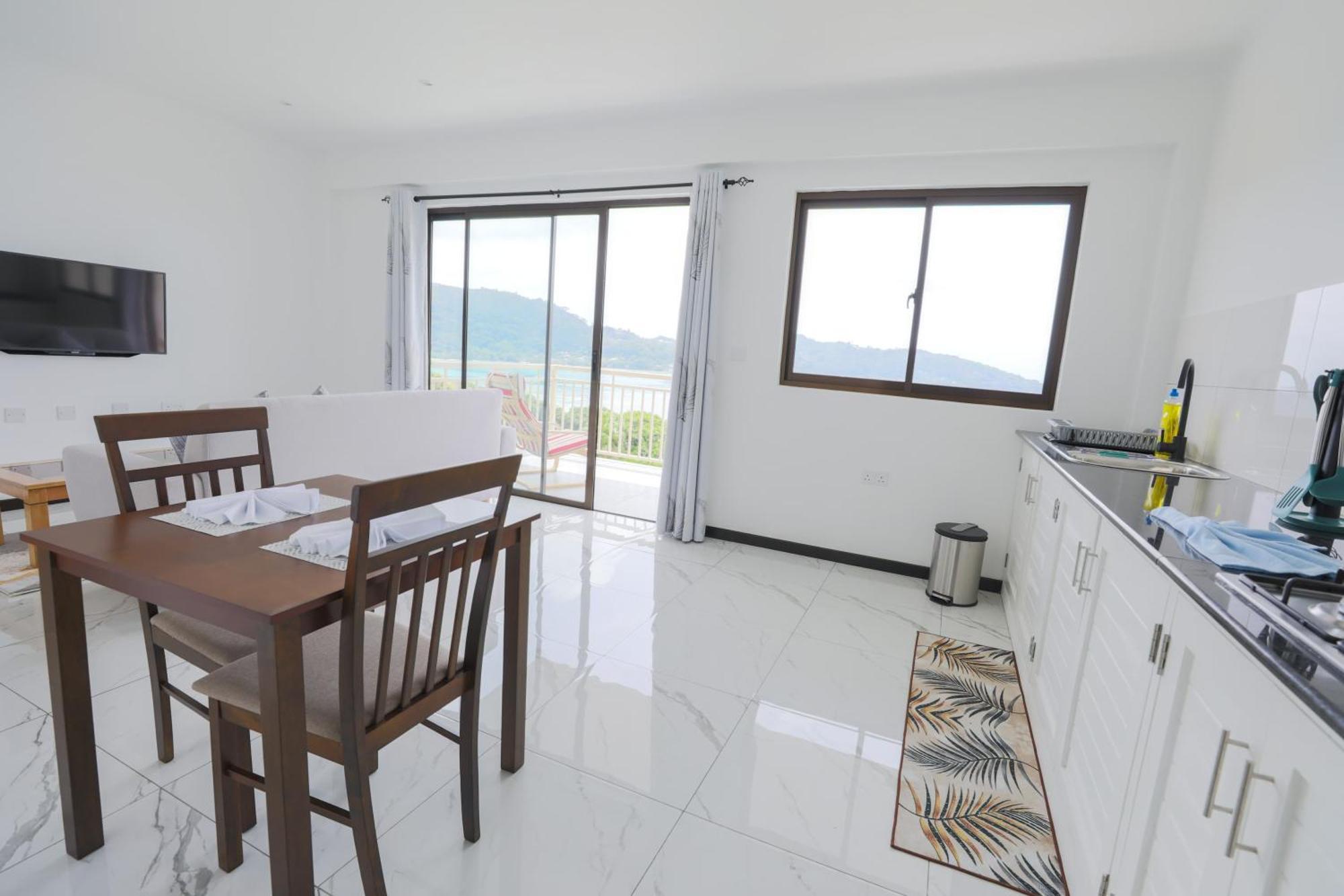 Apartment Jolie View Self Catering Victoria